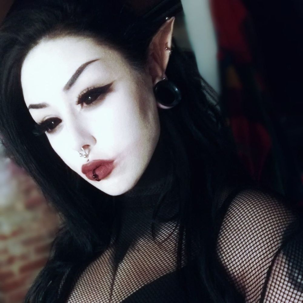 Meet your Posher, Dani